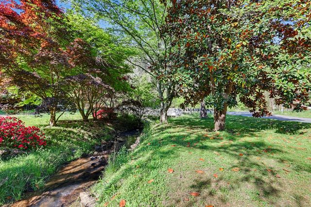 20 Bates Creek Road, Murphy, NC 28906