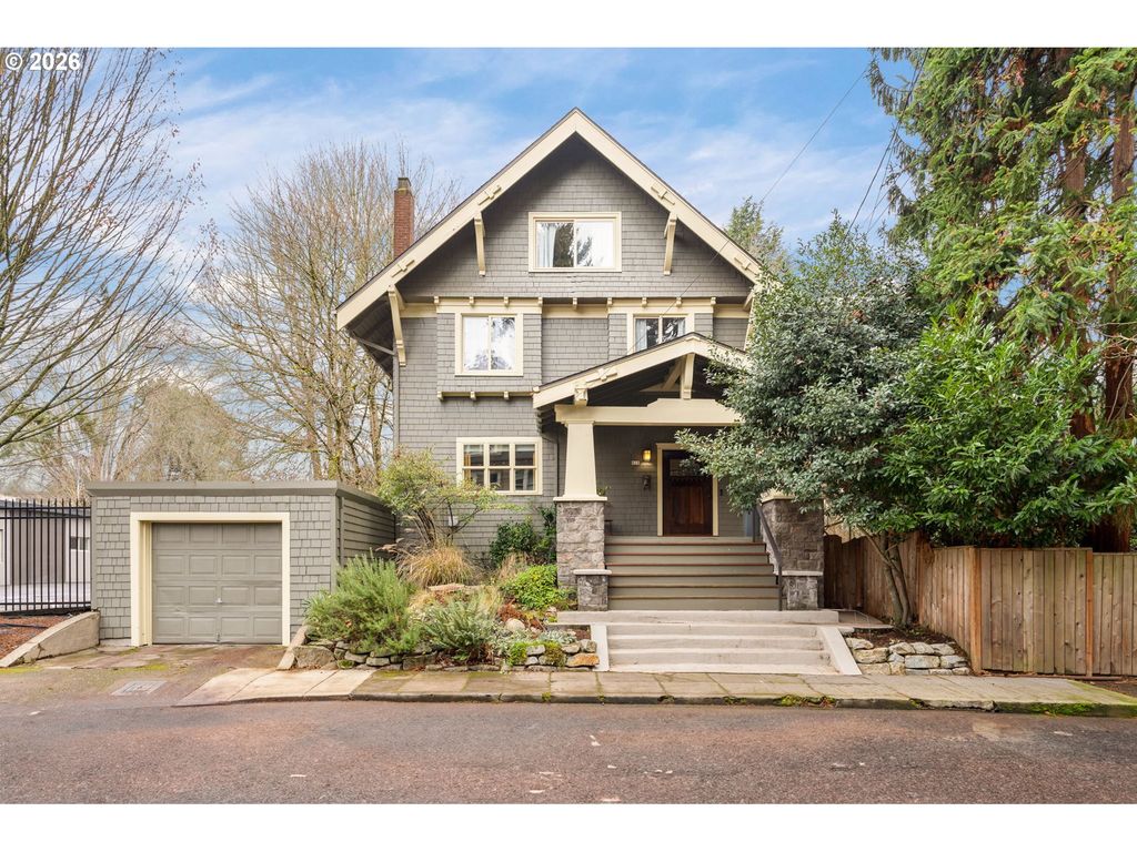 928 Se 18TH Ave, Portland, OR 97214