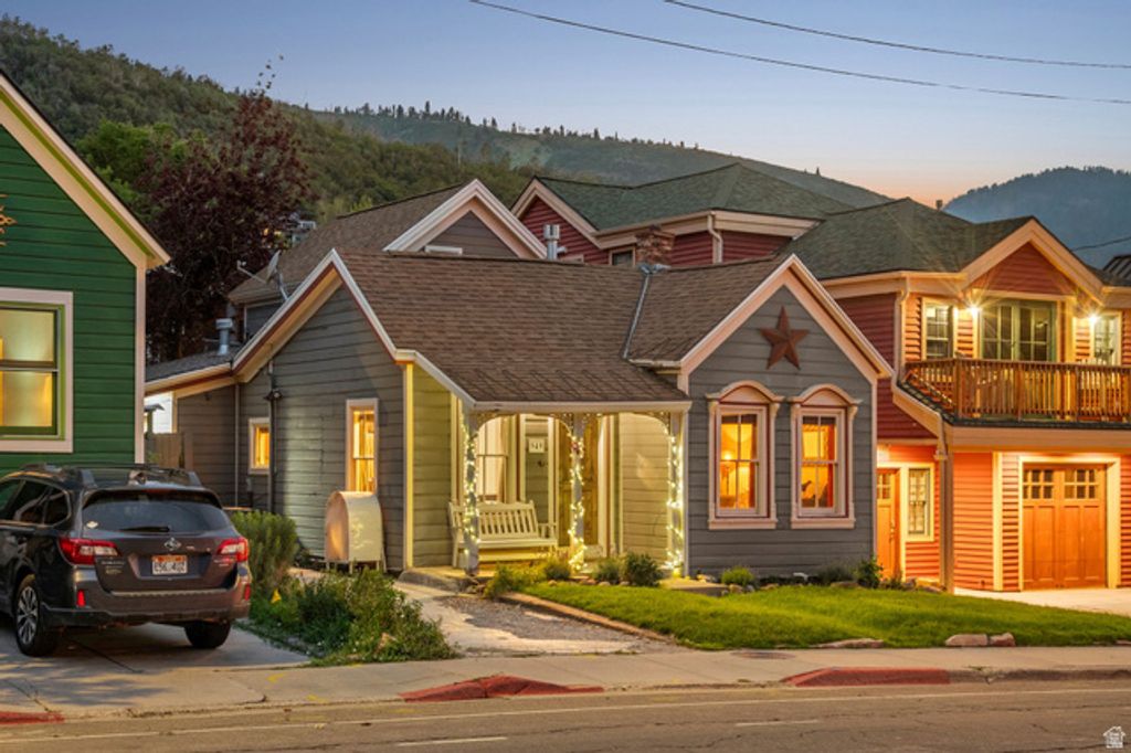 949 PARK AVE, Park City, UT 84060 — photo 2