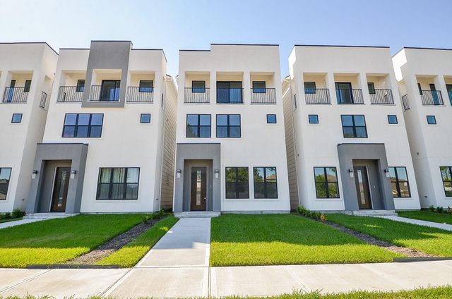 15000 S Richmond Avenue 4, Houston, TX 77082