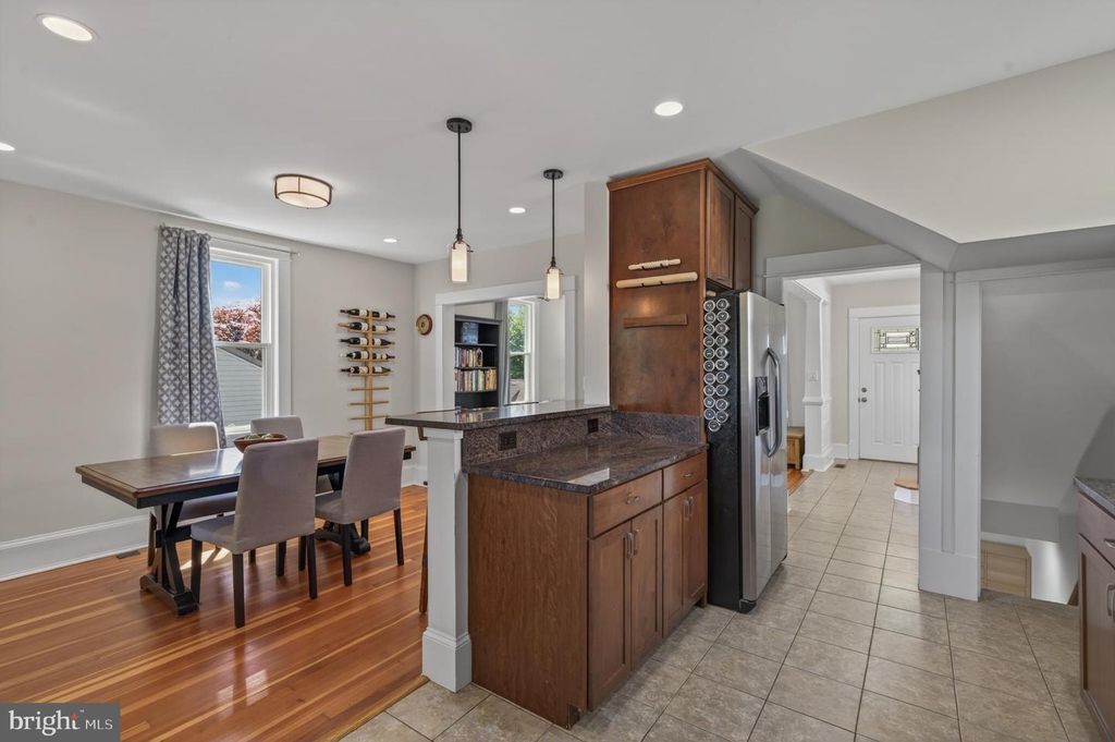 Image 20 of property listing at 116 CENTRAL AVE, Brunswick, MD 21716