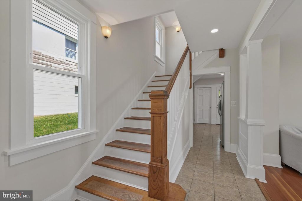 Image 22 of property listing at 116 CENTRAL AVE, Brunswick, MD 21716