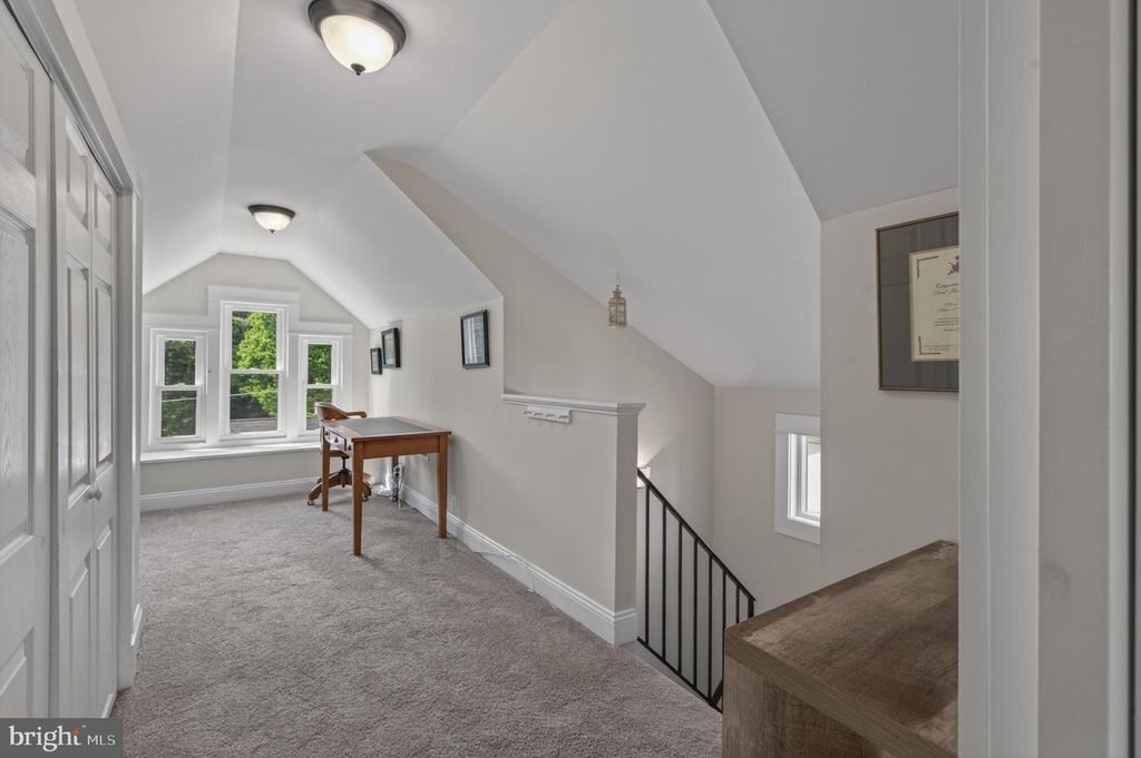 Image 33 of property listing at 116 CENTRAL AVE, Brunswick, MD 21716