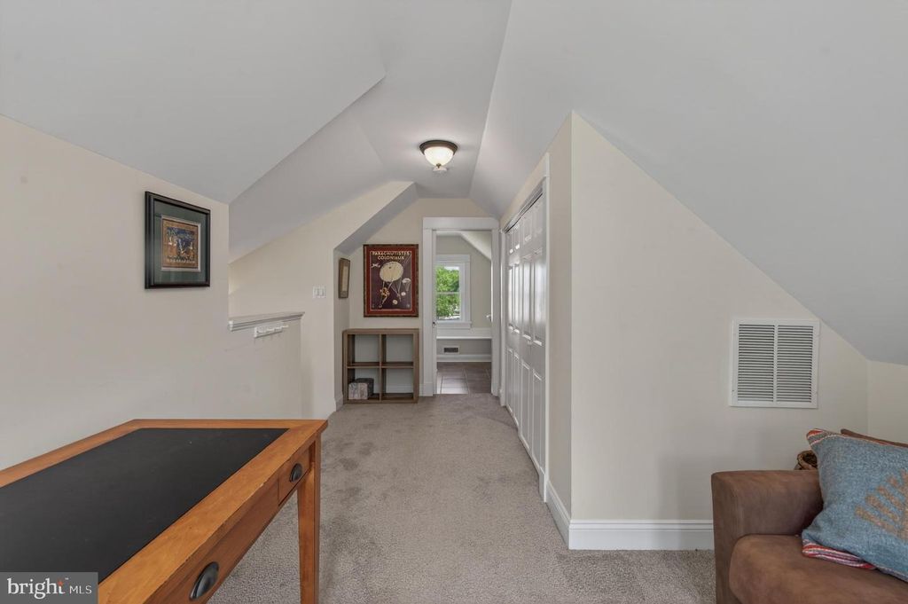 Image 36 of property listing at 116 CENTRAL AVE, Brunswick, MD 21716