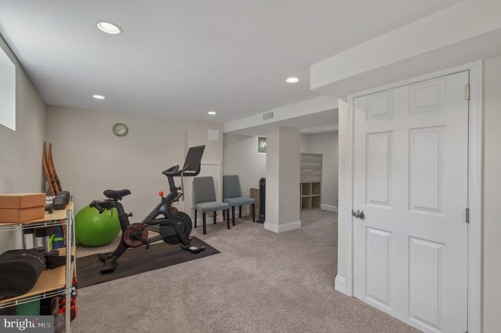 Image 42 of property listing at 116 CENTRAL AVE, Brunswick, MD 21716