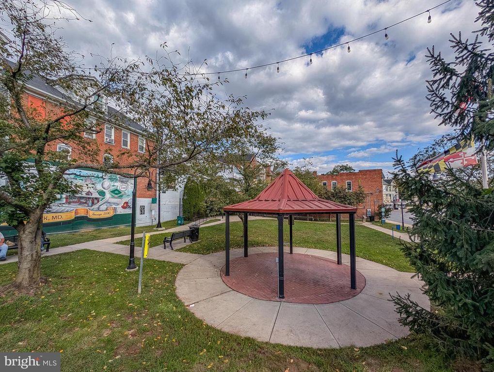 Image 62 of property listing at 116 CENTRAL AVE, Brunswick, MD 21716