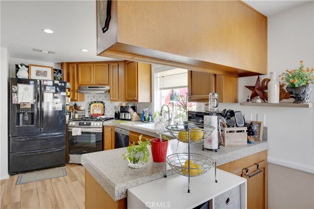 40370 Via Francisco, Murrieta, CA 92562
