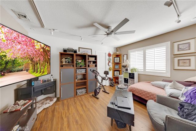 40370 Via Francisco, Murrieta, CA 92562