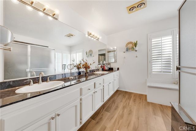 40370 Via Francisco, Murrieta, CA 92562