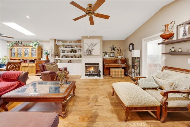 40370 Via Francisco, Murrieta, CA 92562