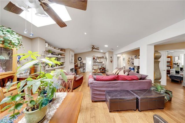 40370 Via Francisco, Murrieta, CA 92562