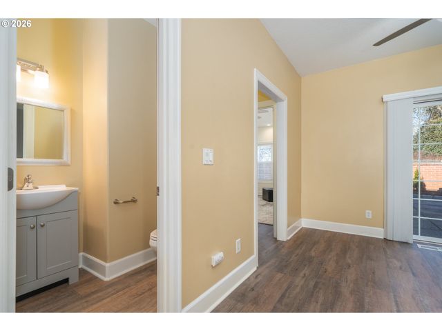 2075 OPAQUE Ave Nw, Salem, OR 97304