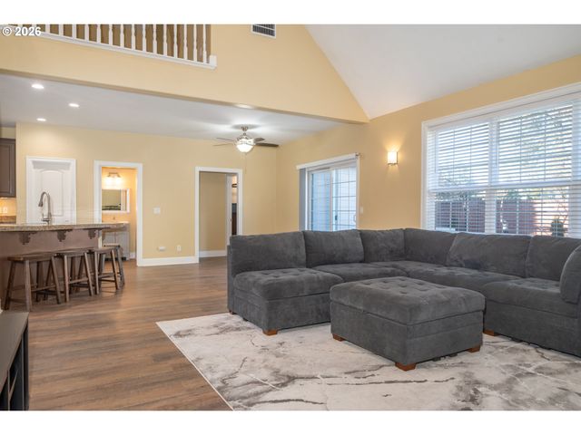 2075 OPAQUE Ave Nw, Salem, OR 97304