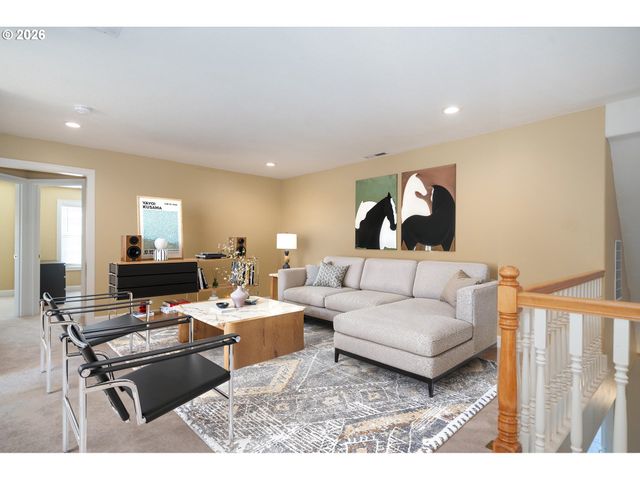 2075 OPAQUE Ave Nw, Salem, OR 97304