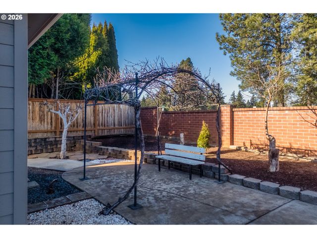 2075 OPAQUE Ave Nw, Salem, OR 97304