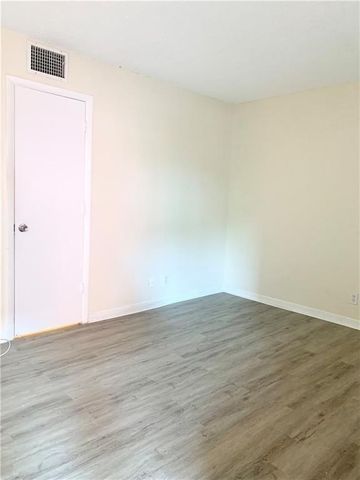 680 Tennis Club Drive Unit 102, Fort Lauderdale, FL 33311