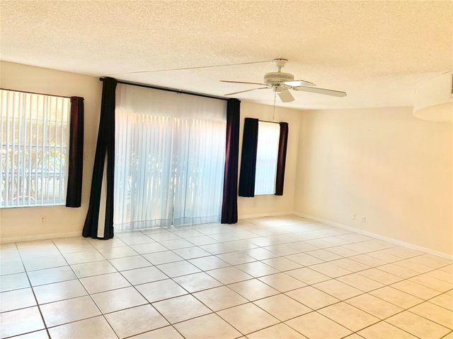 680 Tennis Club Drive Unit 102, Fort Lauderdale, FL 33311