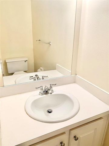 680 Tennis Club Drive Unit 102, Fort Lauderdale, FL 33311