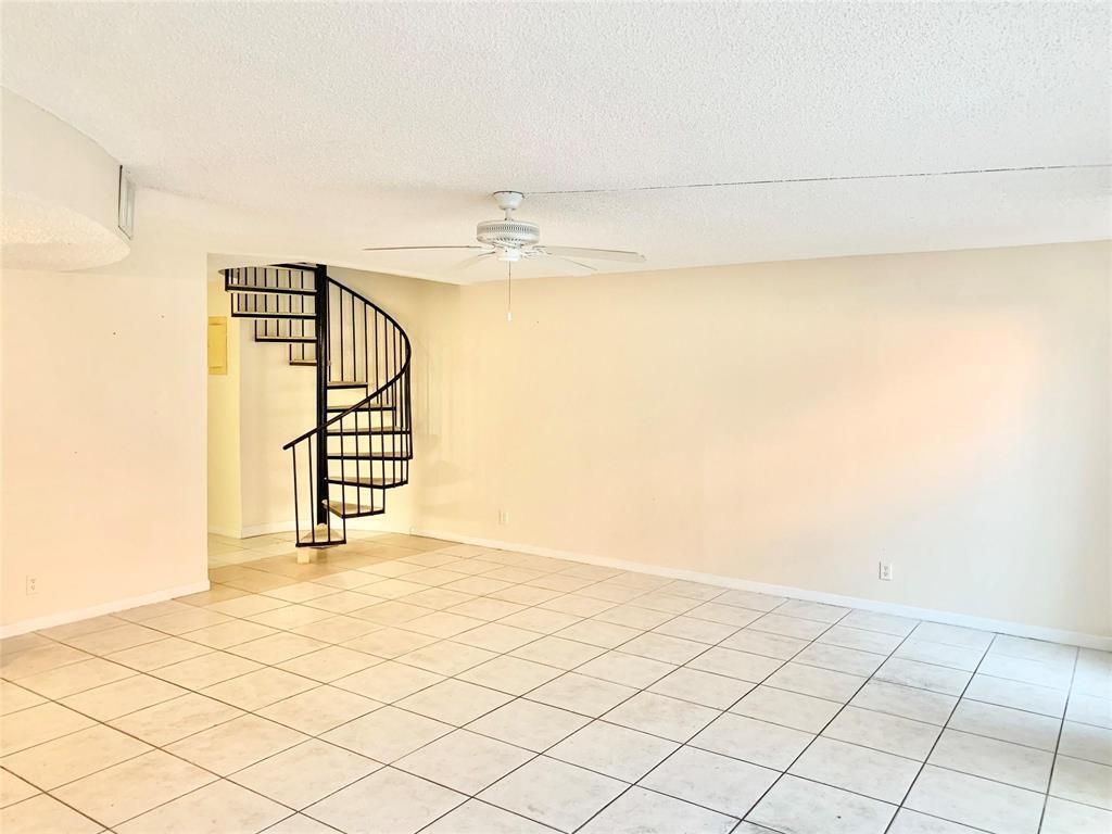 680 Tennis Club Drive Unit 102, Fort Lauderdale, FL 33311