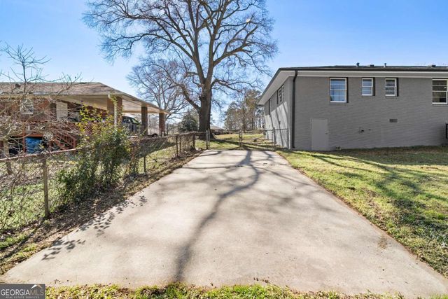 1802 Lake Harbin Road, Morrow, GA 30260