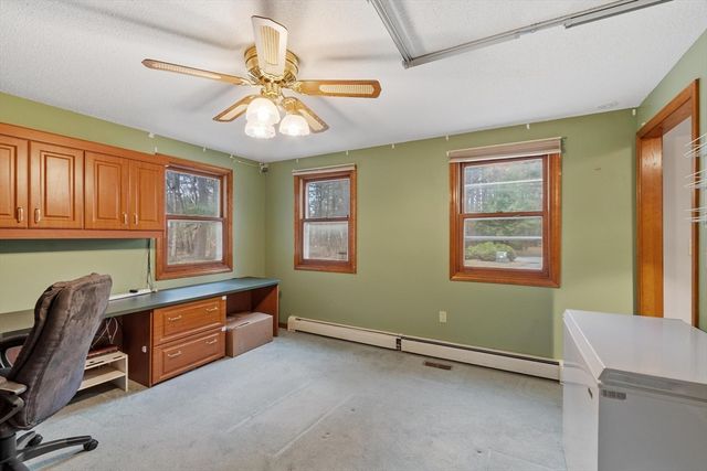 436 Foster Rd, Tewksbury, MA 01876