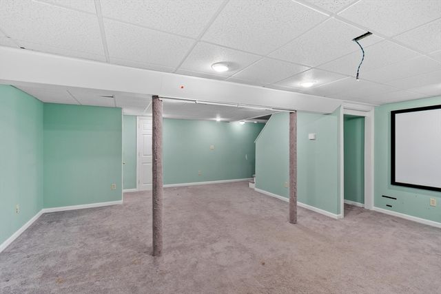 436 Foster Rd, Tewksbury, MA 01876