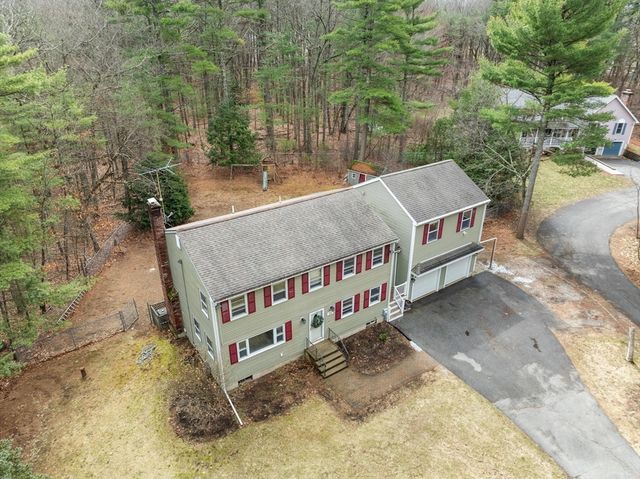436 Foster Rd, Tewksbury, MA 01876