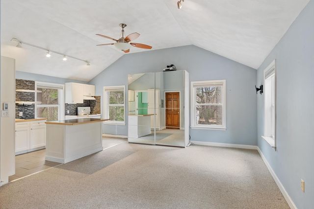 436 Foster Rd, Tewksbury, MA 01876