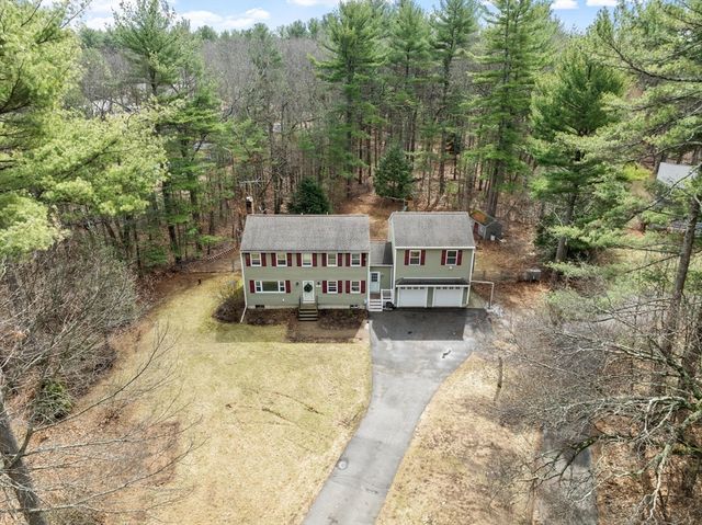 436 Foster Rd, Tewksbury, MA 01876