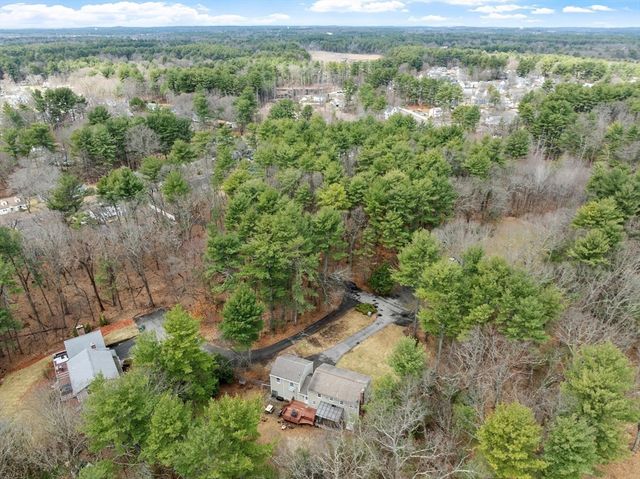 436 Foster Rd, Tewksbury, MA 01876