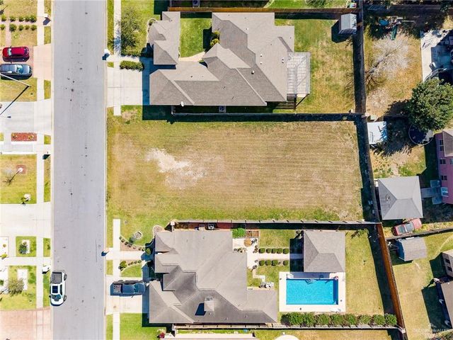 2220 Supreme Drive, Edinburg, TX 78542