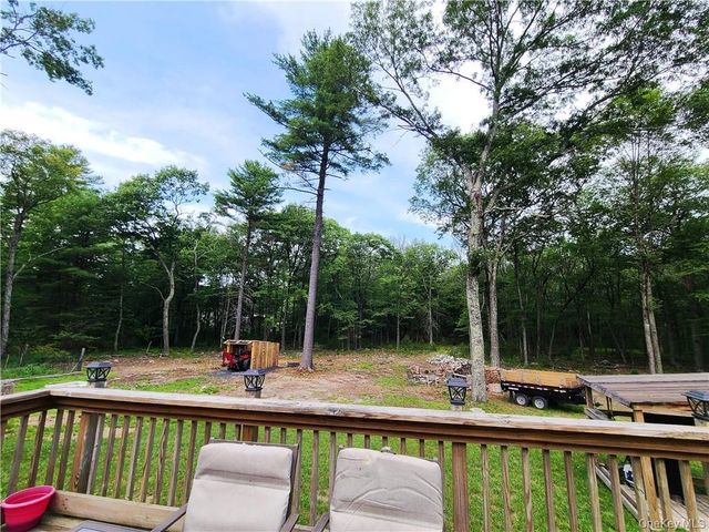 70 Okeechobee Road, Glen Spey, NY 12737