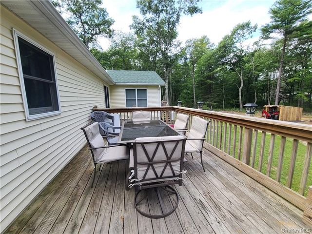 70 Okeechobee Road, Glen Spey, NY 12737