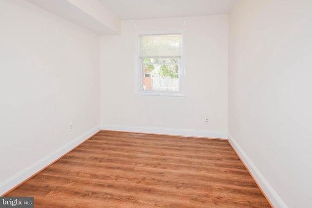1729 GALES PL NE, Washington, DC 20002