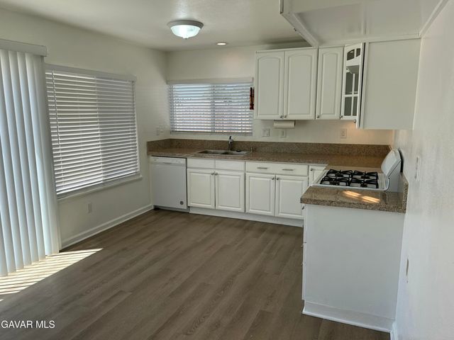 42951 W Alexo Drive, Lancaster, CA 93536
