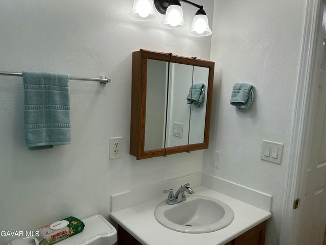 42951 W Alexo Drive, Lancaster, CA 93536