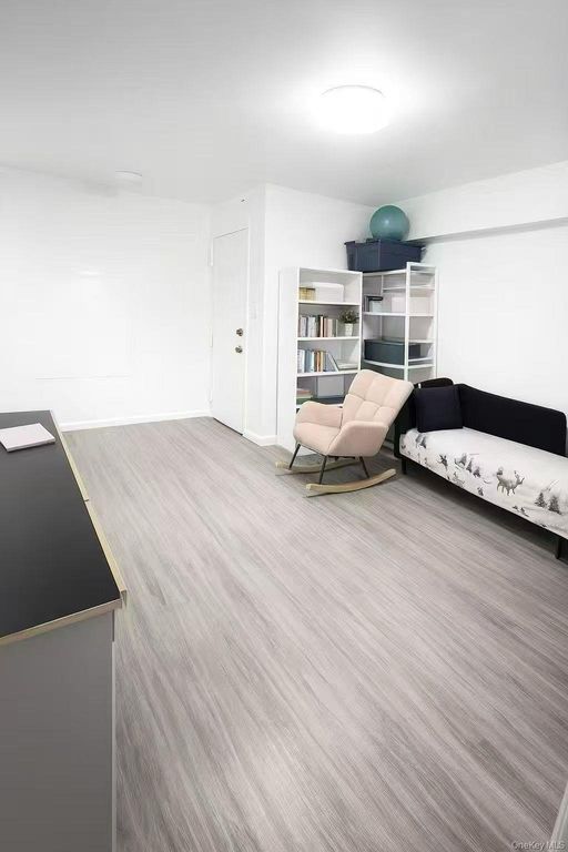 144-24 37th Avenue 5, Flushing, NY 11354 — photo 2