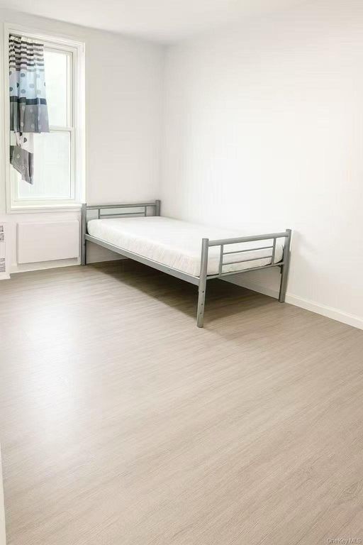144-24 37th Avenue 5, Flushing, NY 11354 — photo 4
