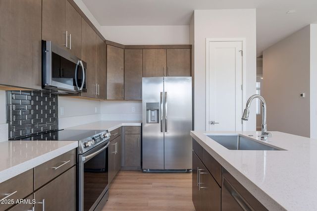 6041 E Valley Way Way 7, Cave Creek, AZ 85331