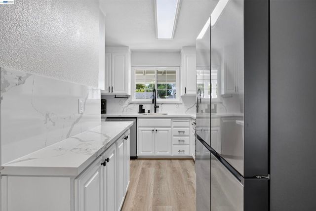 6225 Robin Ct, Pleasanton, CA 94588