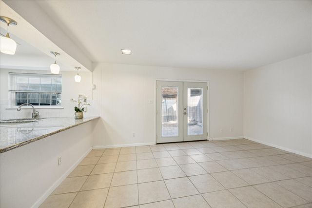 10147 Beekman Place Drive, Houston, TX 77043
