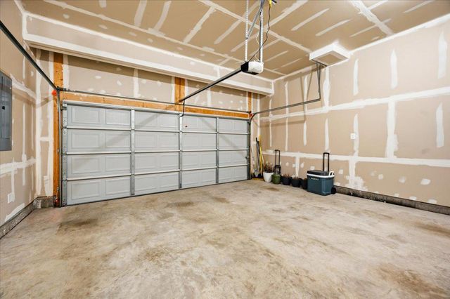 241 SHORT BRANCH DR, Ranson, WV 25438