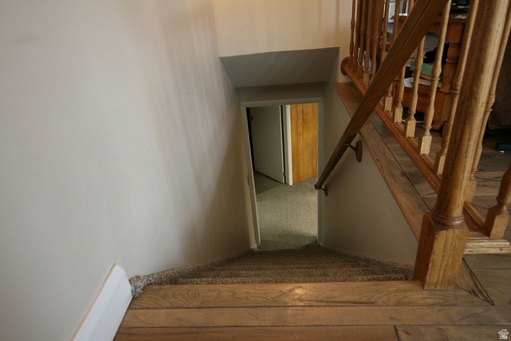 Image 18 of property listing at 1242 E EARL WAY, Sandy, UT 84094