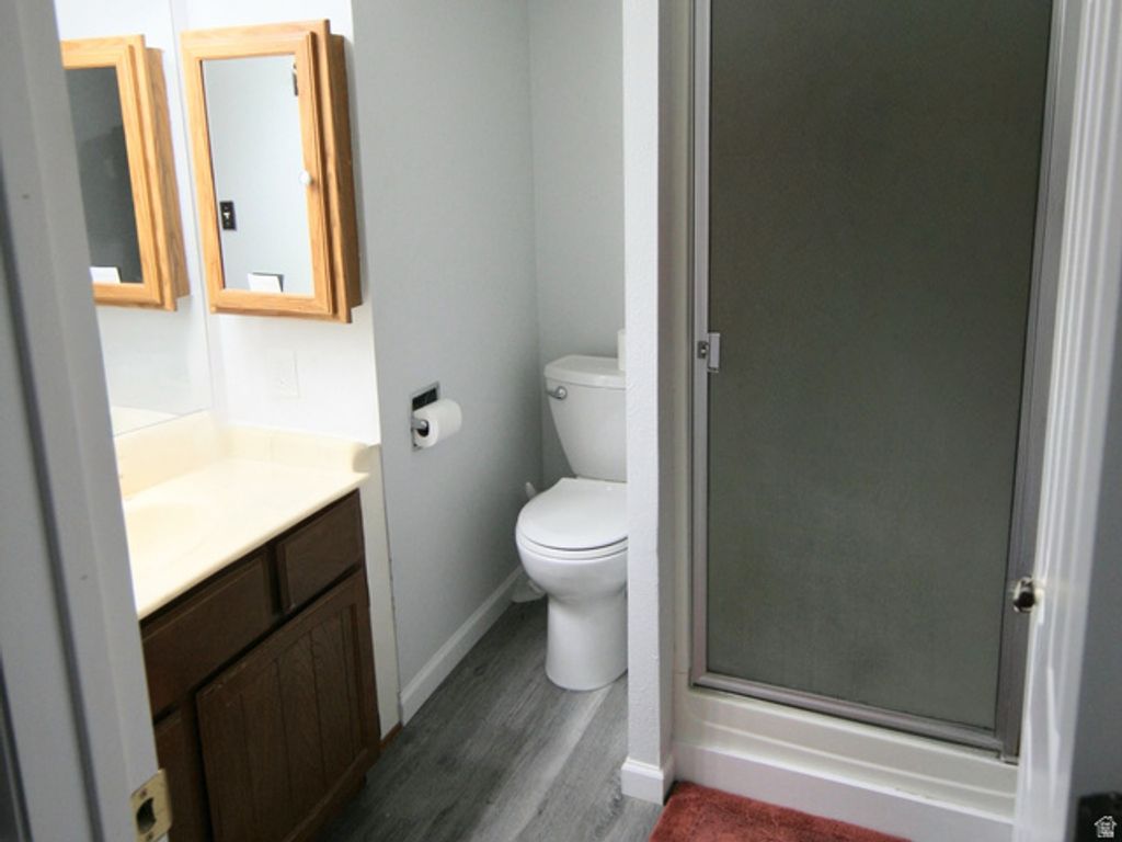 Image 26 of property listing at 1242 E EARL WAY, Sandy, UT 84094