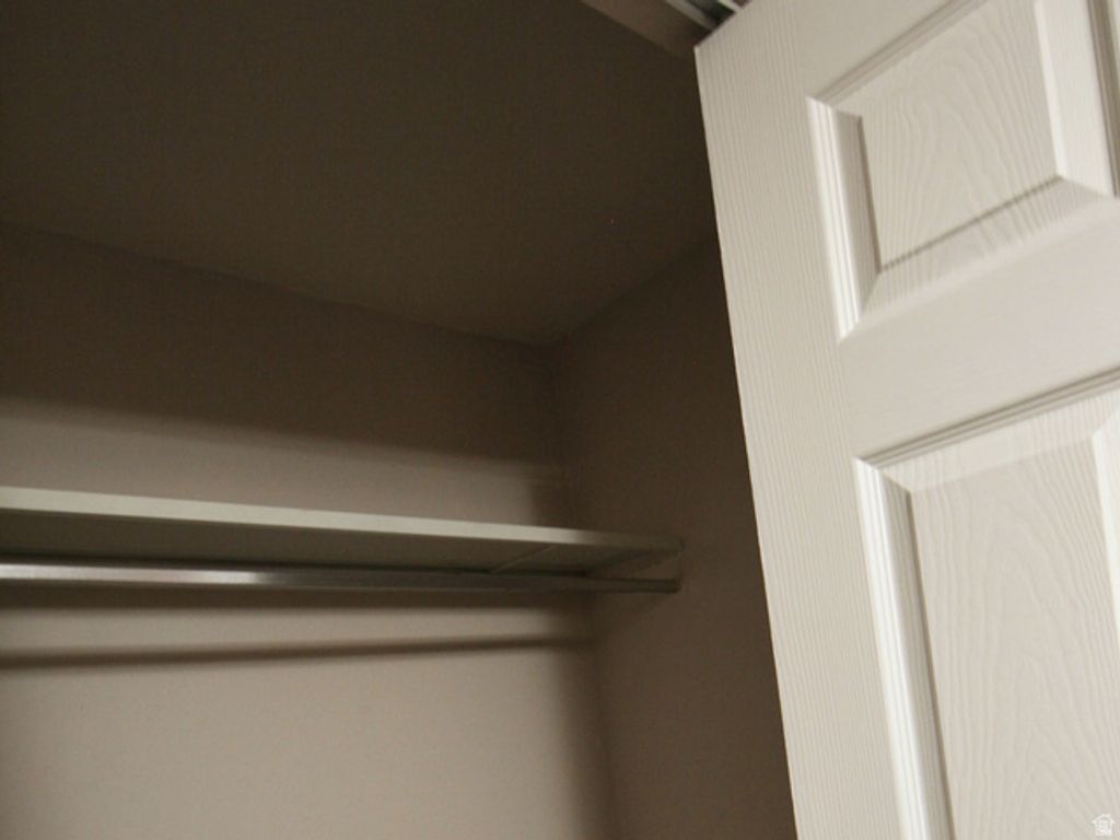 Image 28 of property listing at 1242 E EARL WAY, Sandy, UT 84094