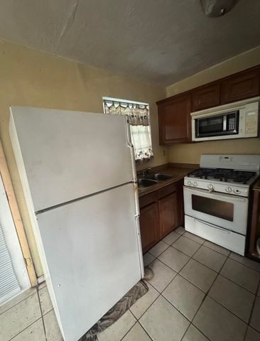 313 SW 15TH Terrace, Delray Beach, FL 33444