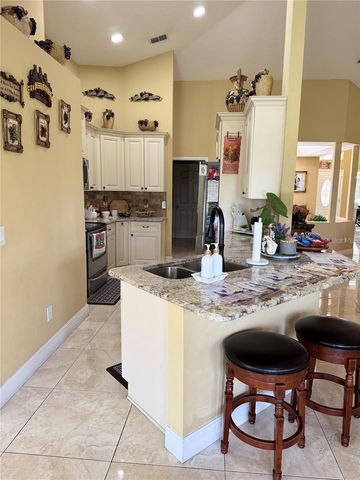 701 WHITE IVEY COURT, Apopka, FL 32712