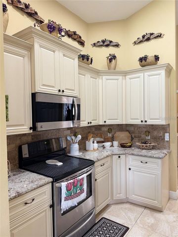 701 WHITE IVEY COURT, Apopka, FL 32712