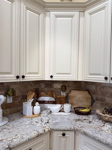 701 WHITE IVEY COURT, Apopka, FL 32712