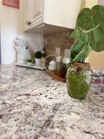 701 WHITE IVEY COURT, Apopka, FL 32712